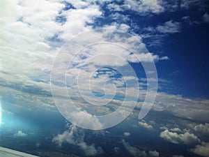 Widok z samolotu na chmury photo